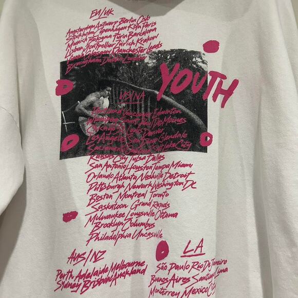 Shawn Mendes Tour Hoodie - Picture 4 of 8